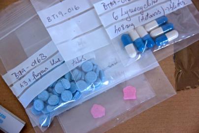 DIAZEPAM, XANAX, CANNBIS?L, SCHMERZMITTE