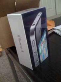 Apple iphone 4 32gb. . . EUR250